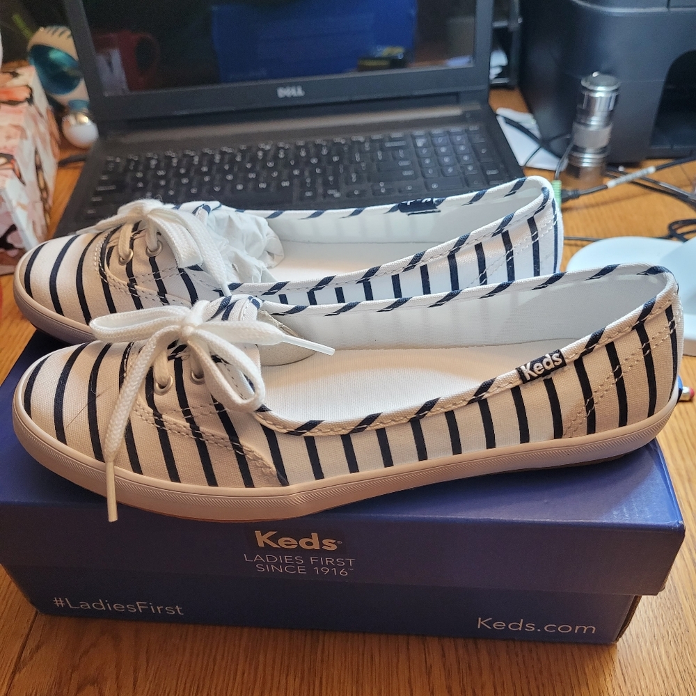 Ladies sneaker